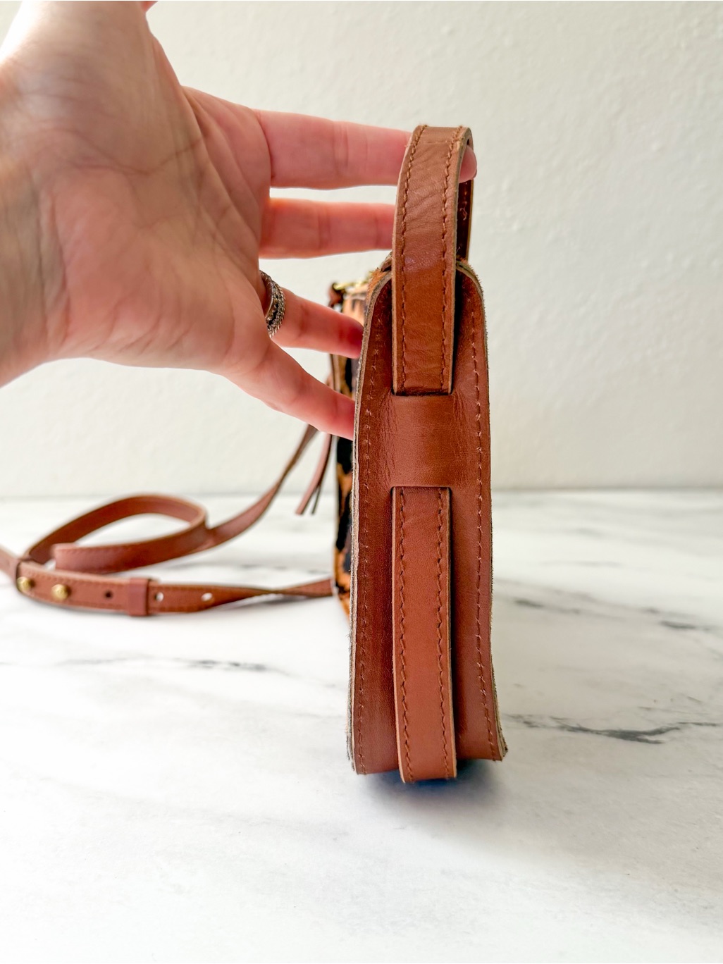 Madewell The Simple Crossbody Bag In Leather & Leopard Print Calf Fur — image 7 of 8